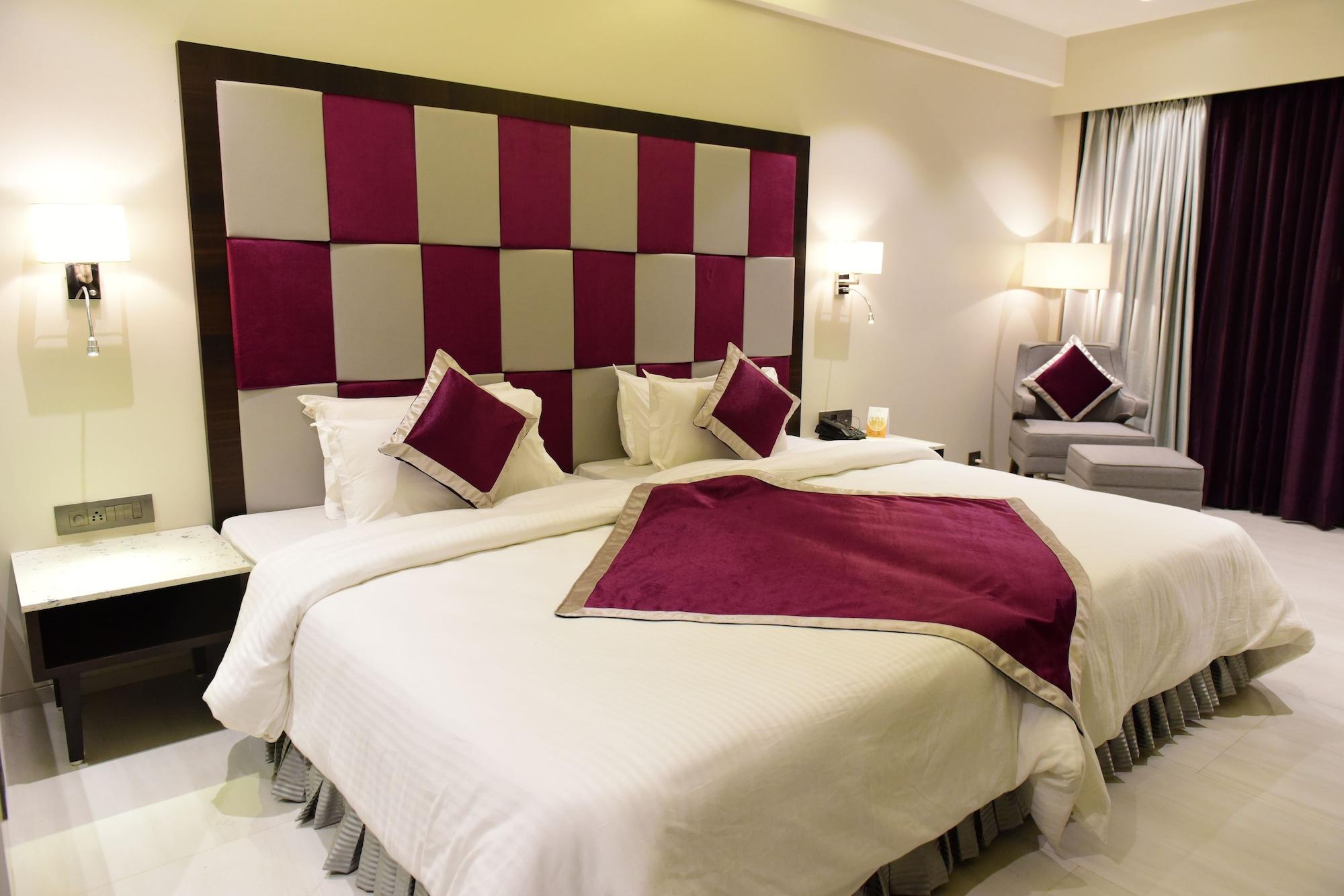 מלון Vāsco Da Gāma The Flora Grand, Vasco, Goa מראה חיצוני תמונה